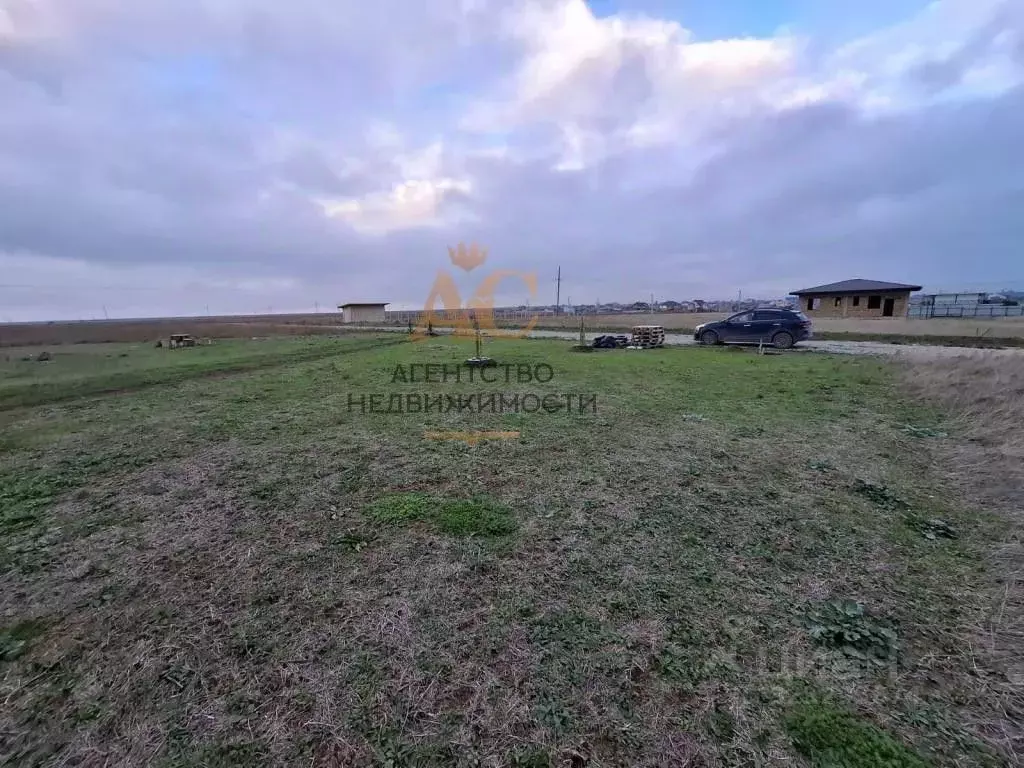 Участок в Крым, Феодосия муниципальный округ, с. Береговое ул. ... - Фото 2