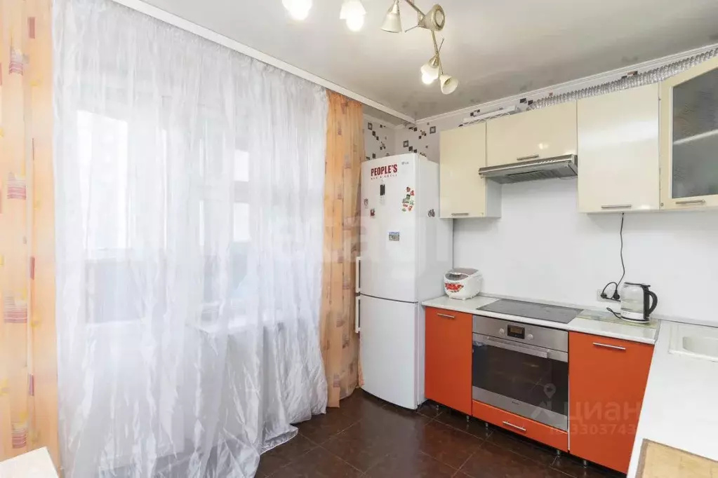 2-к кв. Тюменская область, Тюмень ул. Николая Семенова, 29к3 (62.4 м) - Фото 0