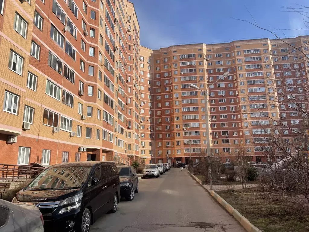 1-к кв. Московская область, Лобня ул. Борисова, 24 (39.5 м) - Фото 1