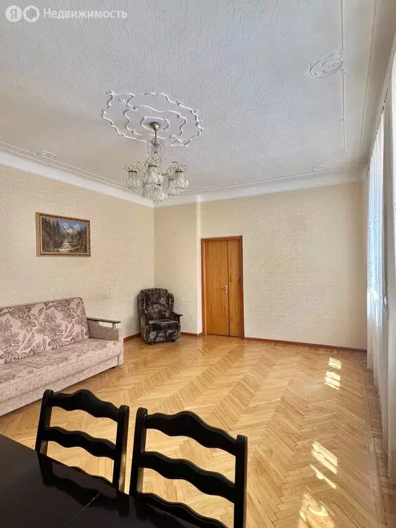 Дом в Владикавказ, улица Пожарского, 16А (100 м) - Фото 1