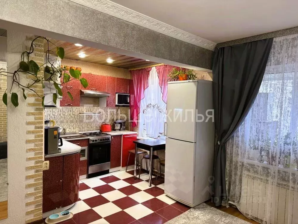 2-к кв. Волгоградская область, Волгоград Краснополянская ул., 32 (51.0 ... - Фото 0