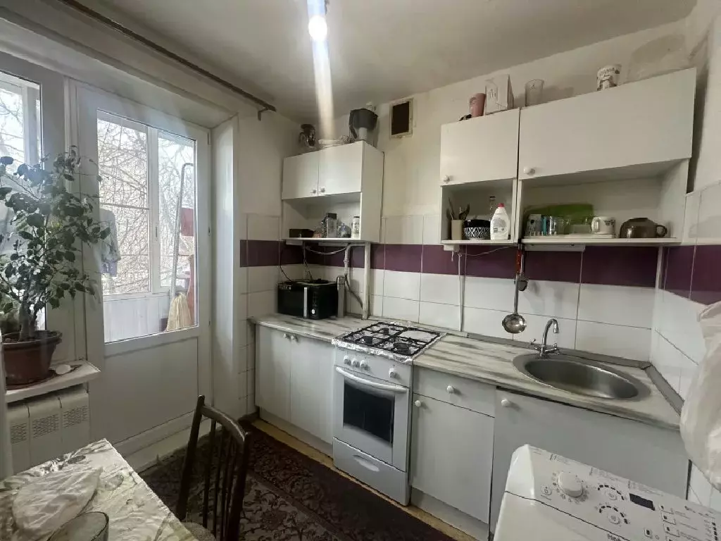 Продается 2-комнатная квартира - Фото 1