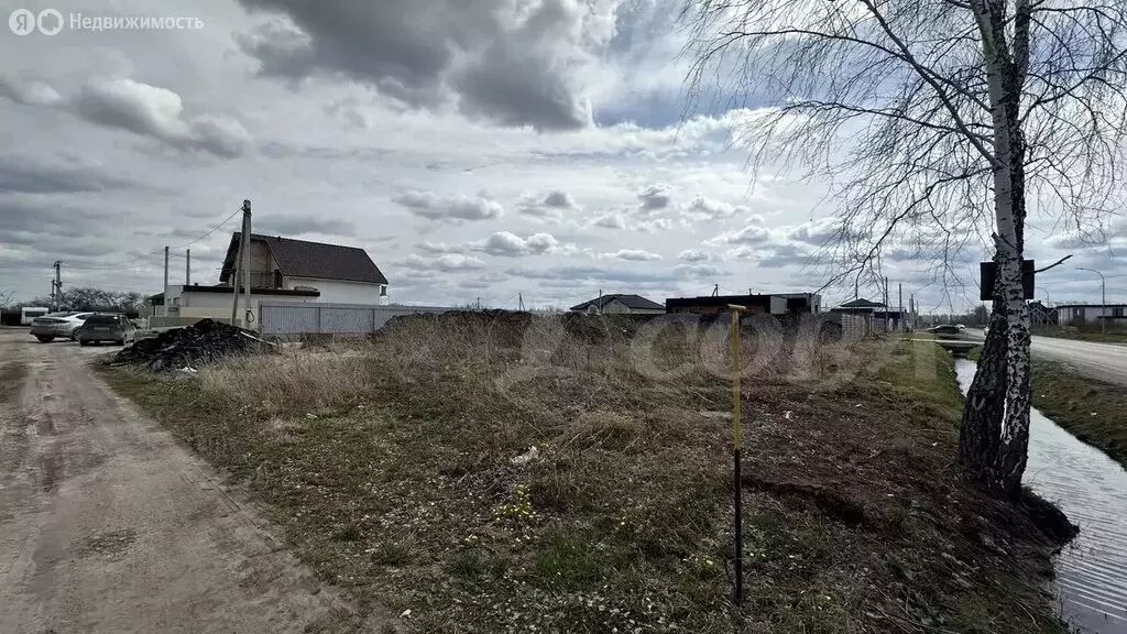 Участок в Тюмень, жилой квартал Зелёные Аллеи (6.5 м) - Фото 0