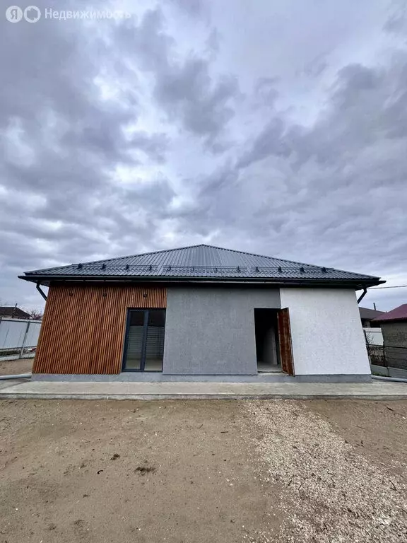 Дом в Энгельс, СНТ Солнышко, 120 (97 м) - Фото 1
