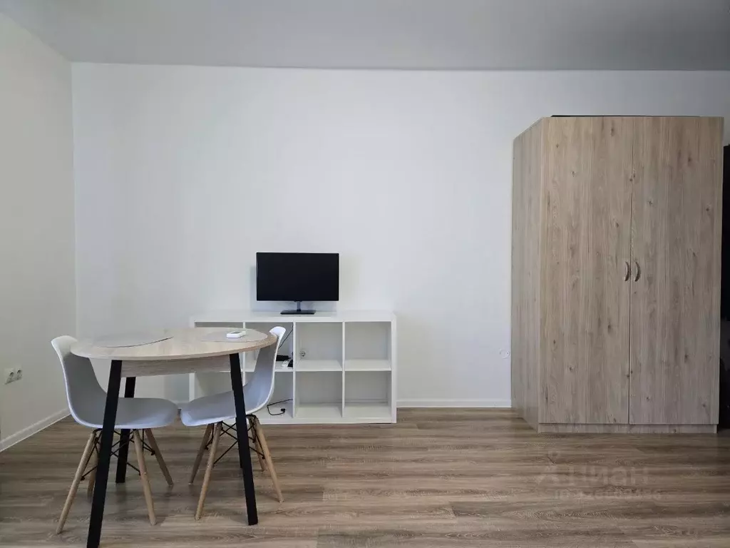 Студия Москва Десеновское поселение, ул. 3-я Нововатутинская, 6 (28.0 ... - Фото 0