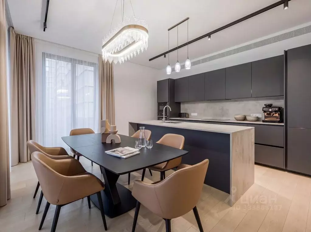 3-к кв. Москва ул. Костикова, 4к4 (150.0 м) - Фото 1