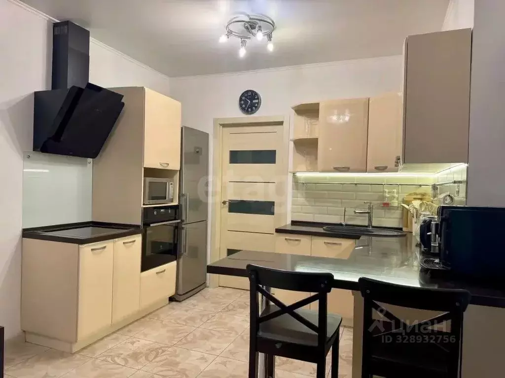 2-к кв. Тюменская область, Тюмень ул. Монтажников, 51 (64.0 м) - Фото 2