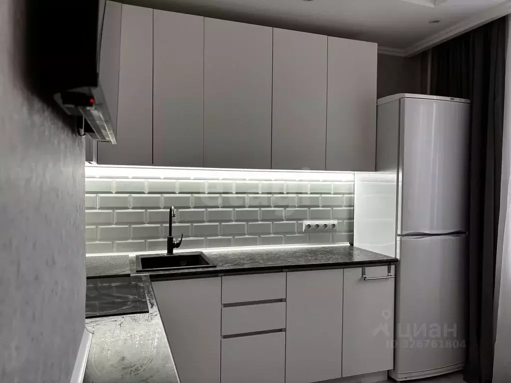 2-к кв. Курская область, Курск просп. Анатолия Дериглазова, 87 (54.6 ... - Фото 1