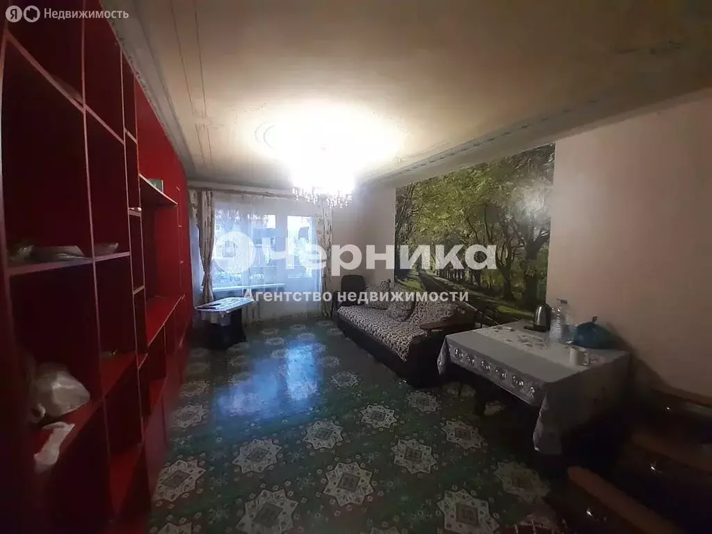 3-комнатная квартира: Каменск-Шахтинский, Красная улица, 54 (60 м) - Фото 1