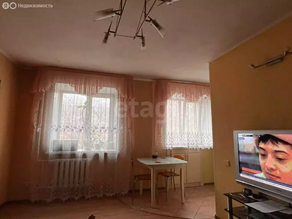 3-комнатная квартира: Барнаул, Песчаная улица, 108 (53 м) - Фото 1