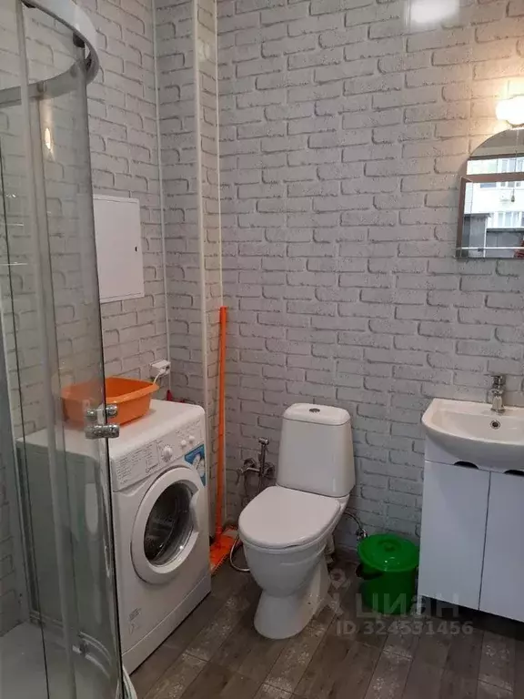 Студия Крым, Ялта ул. Красноармейская, 40 (22.0 м) - Фото 1