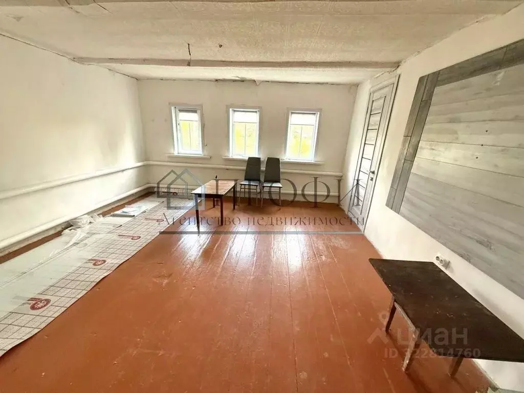 Дом в Белгородская область, Новооскольский муниципальный округ, с. ... - Фото 1