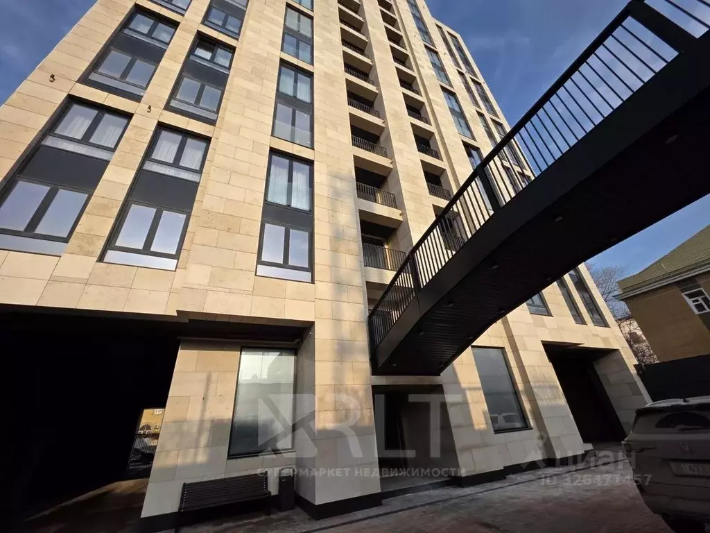 3-к кв. Дагестан, Махачкала ул. Ирчи Казака, 24 (151.0 м) - Фото 1