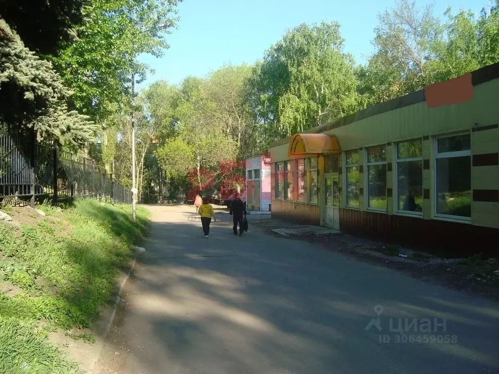 Помещение свободного назначения в Пензенская область, Пенза просп. ... - Фото 1