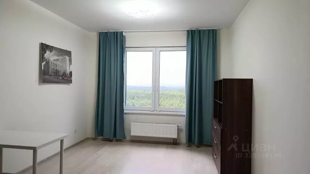 Студия Свердловская область, Екатеринбург ул. Зеленый Остров, 12 (23.0 ... - Фото 1