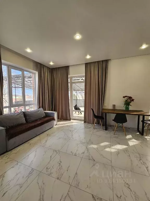 Дом в Ставропольский край, Ставрополь Красноармейская ул. (98 м) - Фото 1