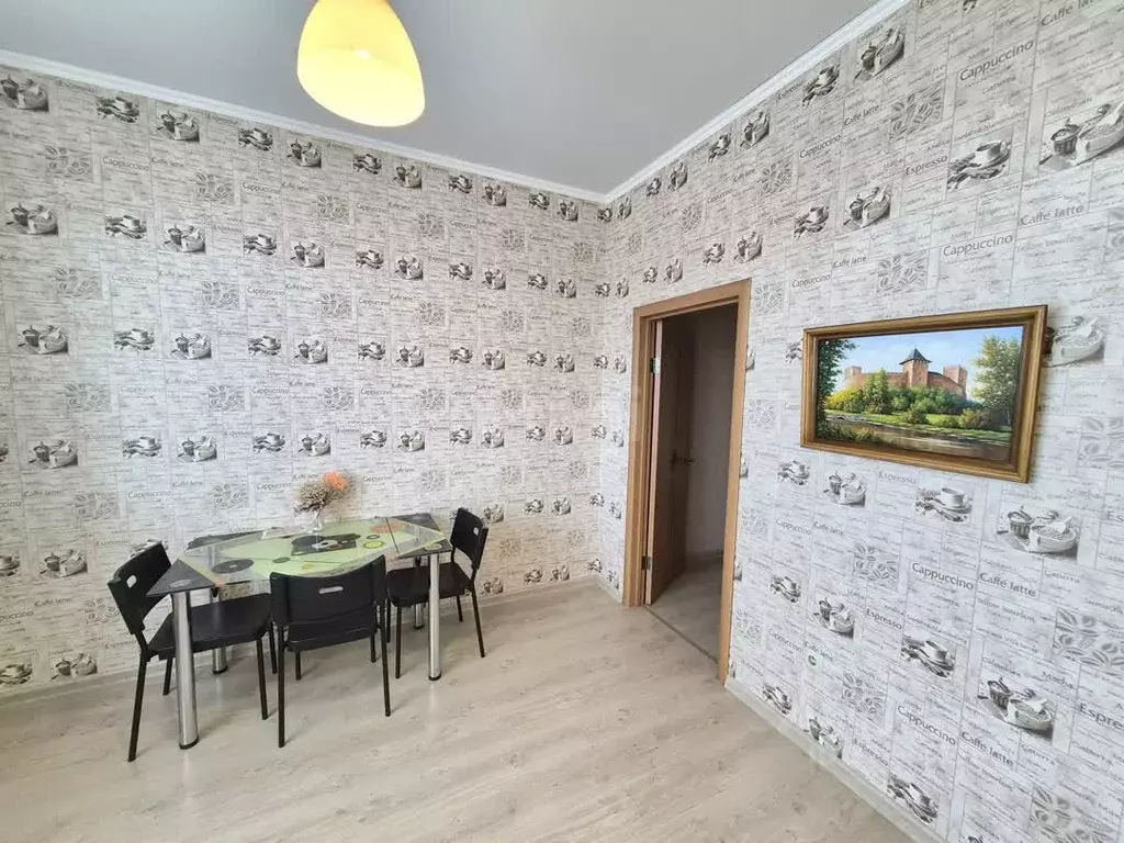 2-к кв. Орловская область, Орел Октябрьская ул., 24 (68.5 м) - Фото 1