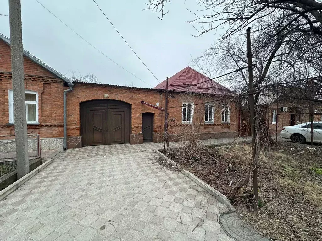 Дом в Северная Осетия, Владикавказ ул. Малиева, 26 (70 м) - Фото 0