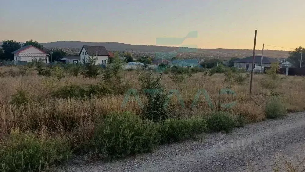 Участок в Крым, Симферопольский район, с. Доброе ул. Возрождения, 35А ... - Фото 1