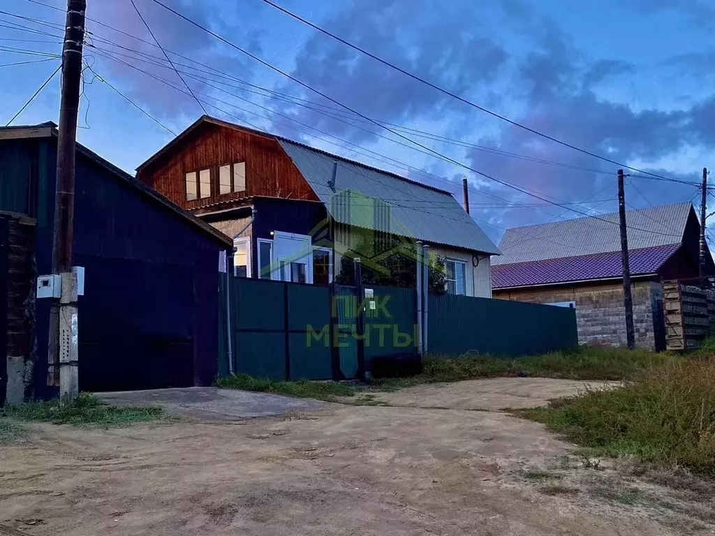 Дом в Бурятия, Улан-Удэ Солнечный мкр, ул. Загустайская (80 м) - Фото 1
