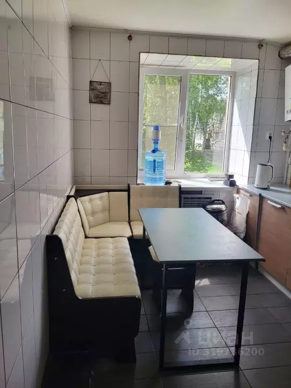 2-к кв. Новгородская область, Старая Русса ул. Возрождения, 162 (46.7 ... - Фото 0