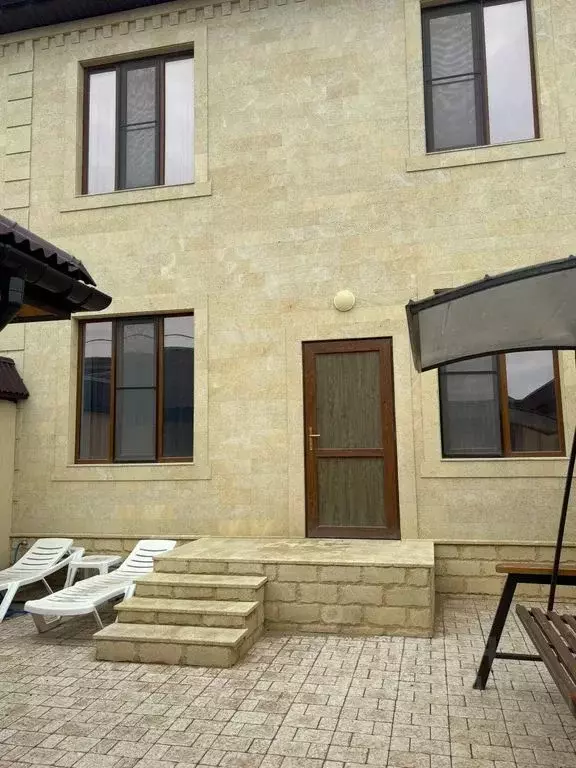 Дом в Дагестан, Каспийск ул. 6-я Линия (170 м) - Фото 1