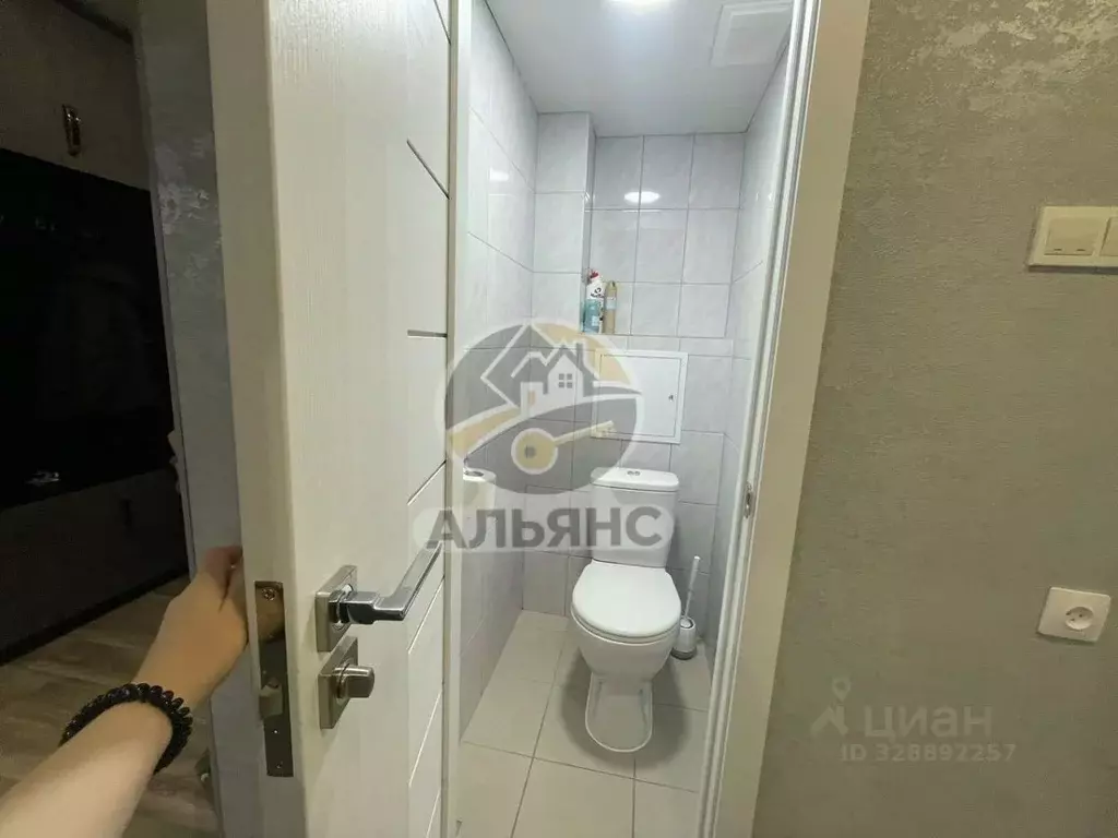 3-к кв. Ямало-Ненецкий АО, Новый Уренгой ул. 26-го съезда КПСС, 8А ... - Фото 1