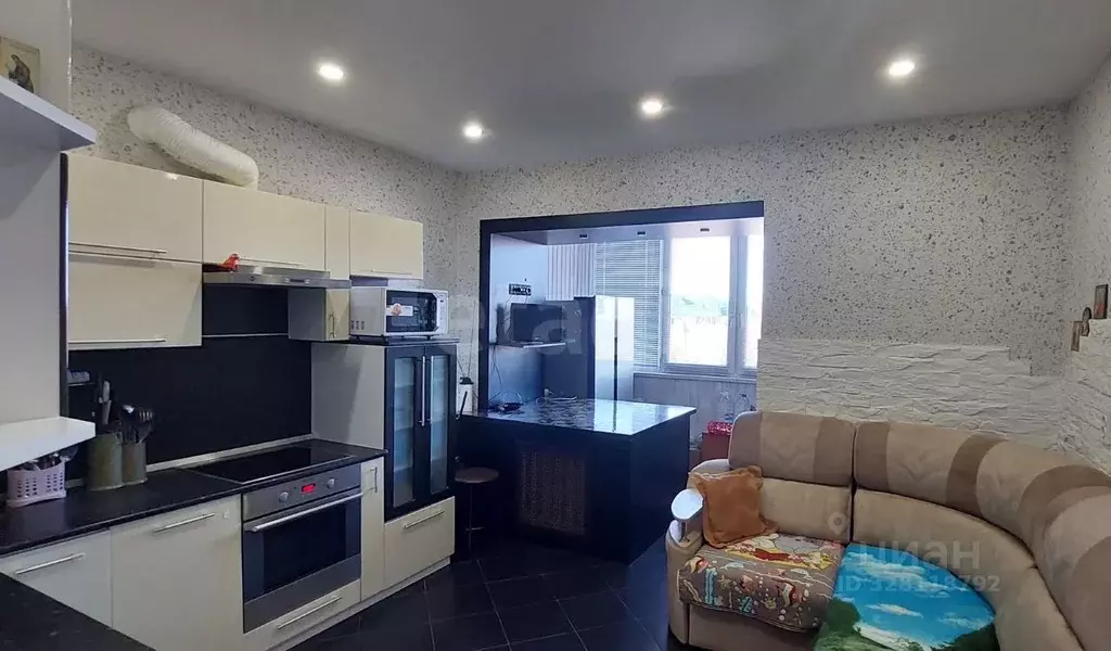 1-к кв. Тюменская область, с. Нижняя Тавда ул. Калинина, 20 (43.1 м) - Фото 1