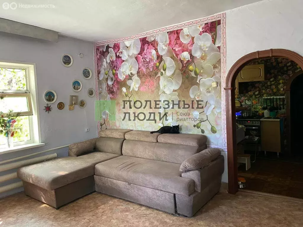 Дом в Кызыл, улица Парижских Коммунаров (68 м) - Фото 2