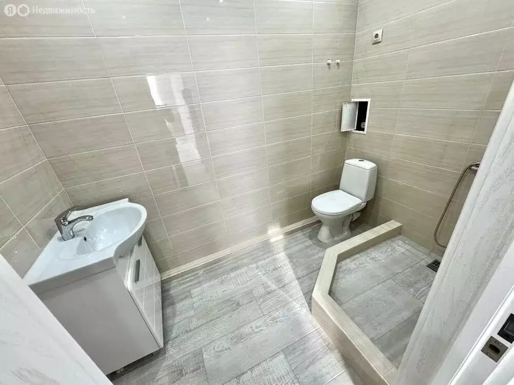 2-комнатная квартира: Анапа, Крестьянская улица, 27к1 (58 м) - Фото 0