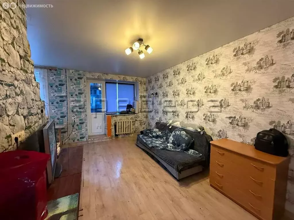 2-комнатная квартира: Красноярск, улица Куйбышева, 95 (44 м) - Фото 1