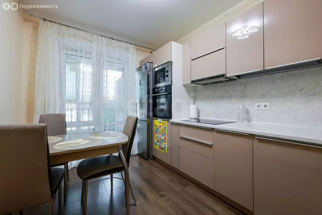 1-комнатная квартира: Казань, улица Азата Аббасова, 8 (33.7 м) - Фото 1