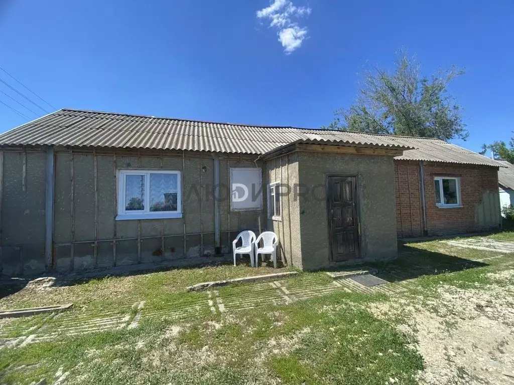 Дом в Саратовская область, Красноармейск ул. Богдана Хмельницкого, 25 ... - Фото 2