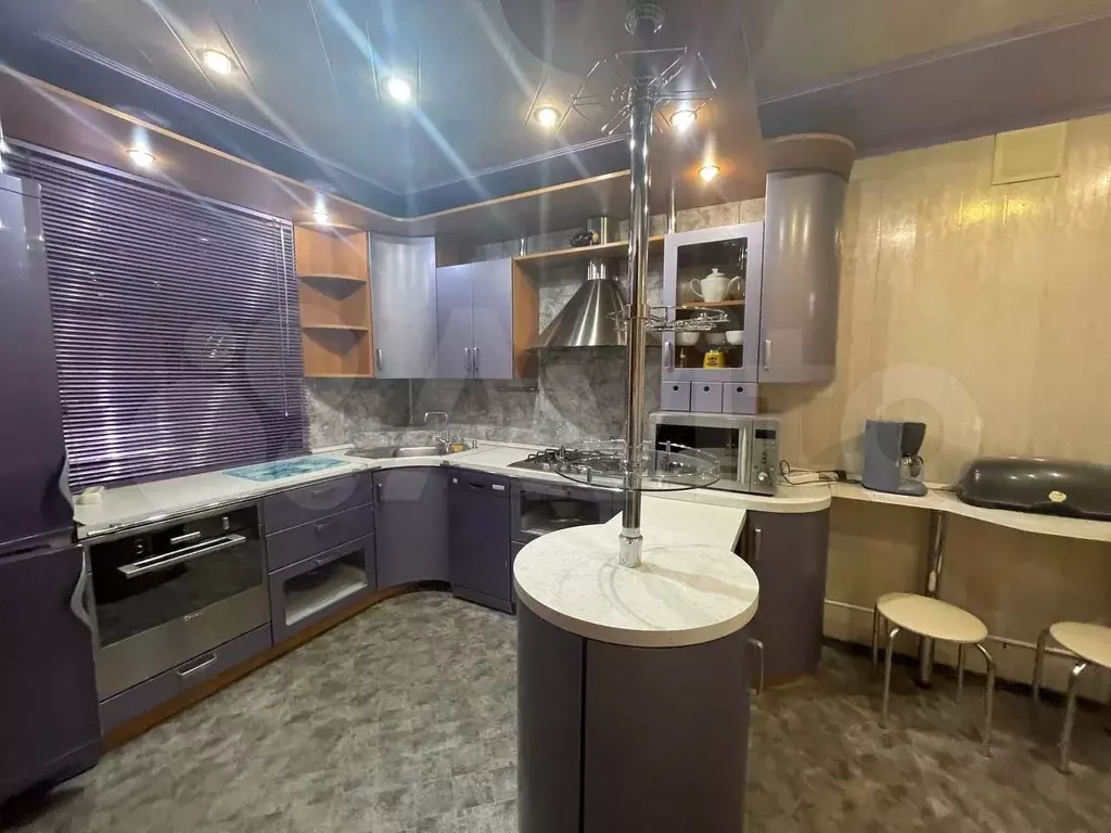 5-к. квартира, 170 м, 5/5 эт. - Фото 0
