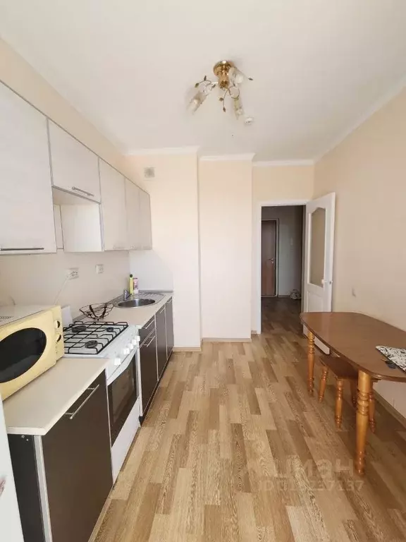 1-к кв. Татарстан, Альметьевск Алсу мкр, ул. Рината Галеева, 31 (40.0 ... - Фото 0