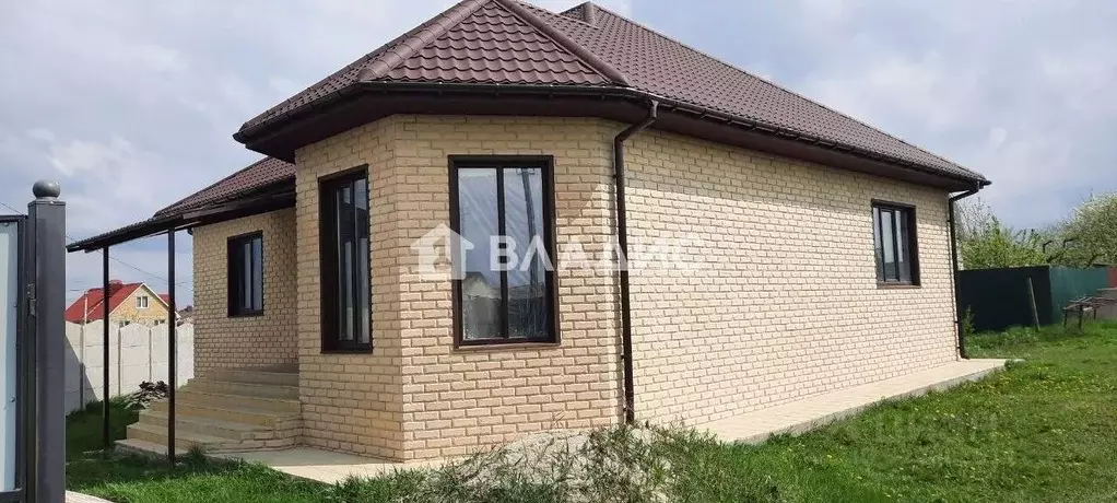 Дом в Белгородская область, Белгород ул. Имени Героя Советского Союза ... - Фото 2