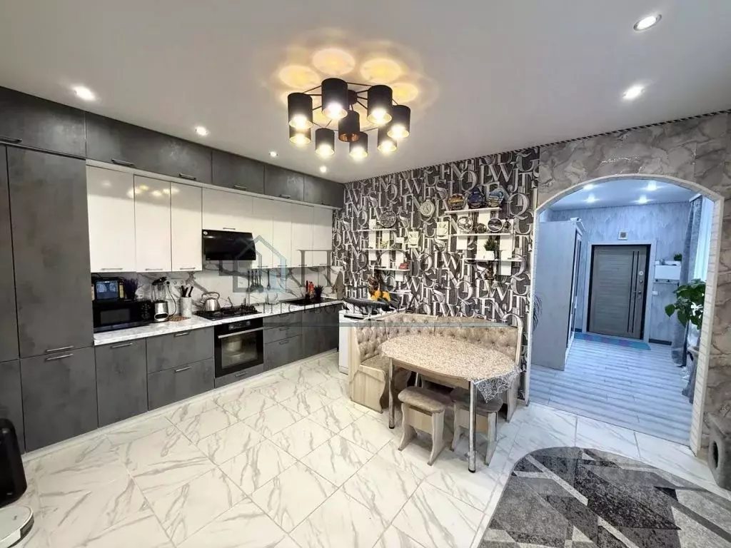 Дом в Белгородская область, Новый Оскол Спортивная ул. (95 м) - Фото 1