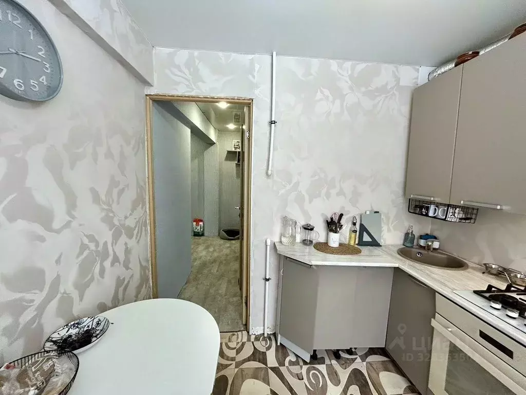 2-к кв. Вологодская область, Череповец просп. Строителей, 21 (44.0 м) - Фото 2