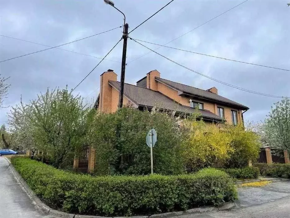 Дом в Белгородская область, Белгород ул. Пирогова, 12 (170 м) - Фото 1