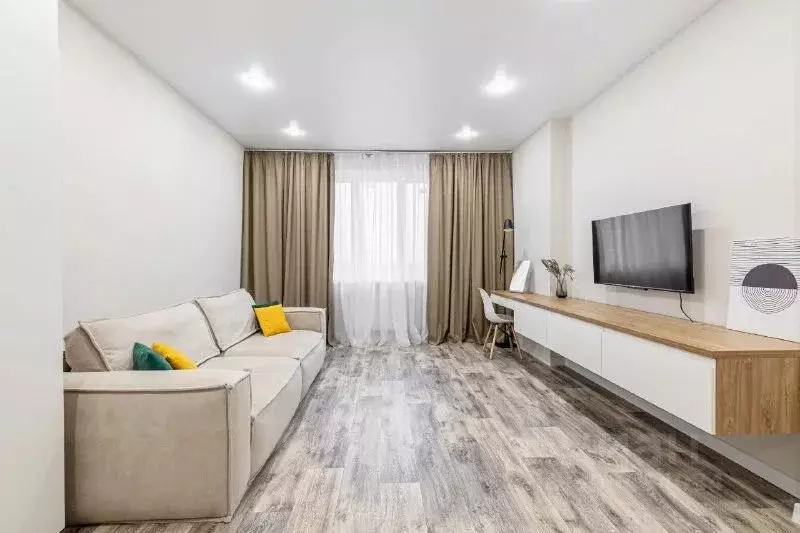 1-к кв. Татарстан, Казань ул. Павлюхина, 110Г (72.0 м) - Фото 1