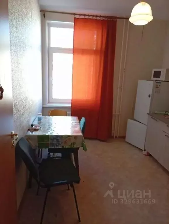 2-к кв. Ленинградская область, Луга Медведское ш., 15к1 (47.3 м) - Фото 2