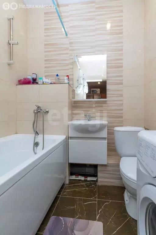 1-комнатная квартира: Тюмень, Дамбовская улица, 29к1 (33 м) - Фото 1