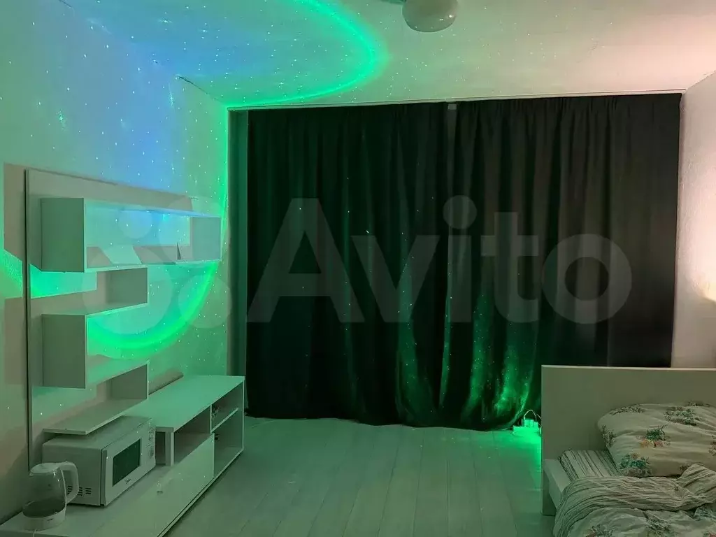 Комната 18 м в 5-к., 8/9 эт. - Фото 0