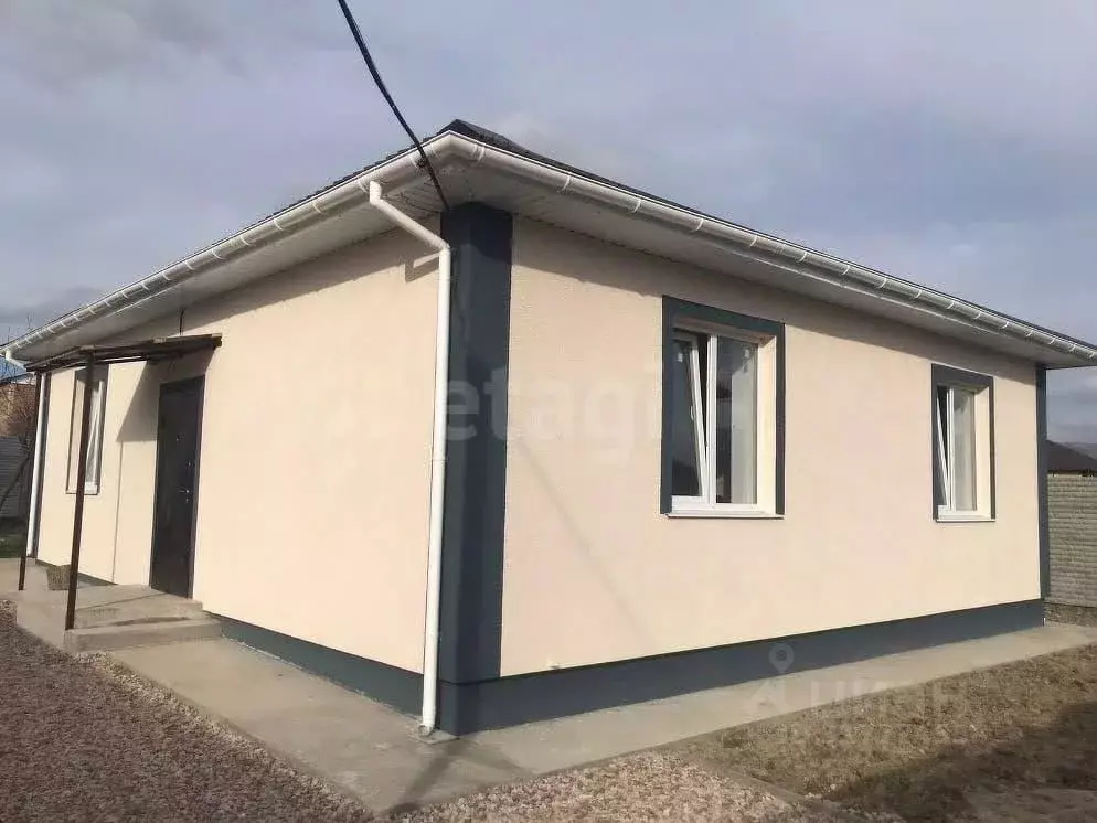 Дом в Крым, Симферопольский район, с. Доброе ул. Айдын (90 м) - Фото 1