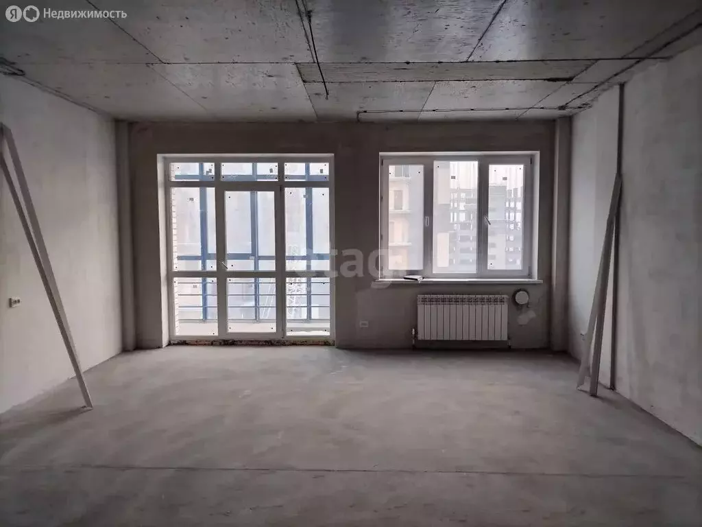 Квартира-студия: Абакан, улица Генерала Тихонова, 4 (55.2 м) - Фото 1