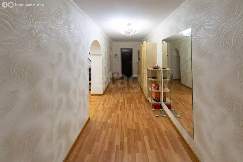 3-комнатная квартира: Альметьевск, проспект Строителей, 16 (98.3 м) - Фото 1