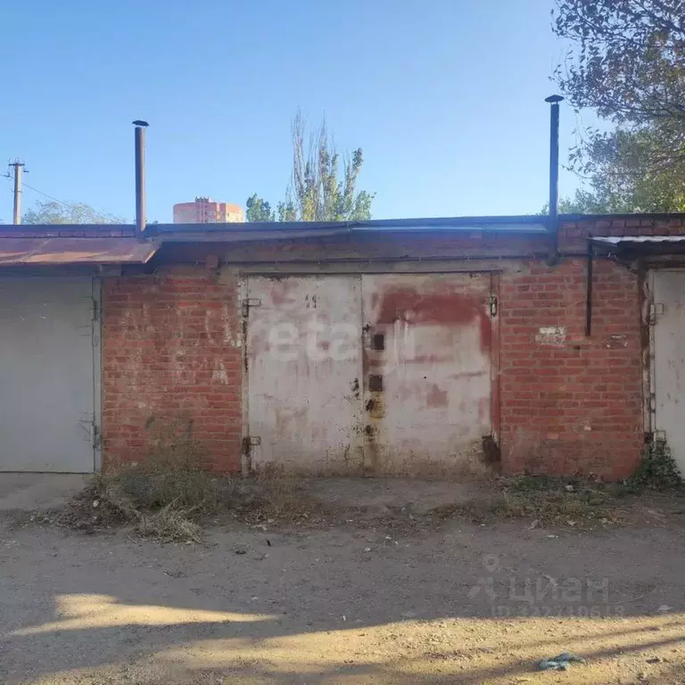 Гараж в Астраханская область, Астрахань ул. 11-й Красной Армии, ... - Фото 1