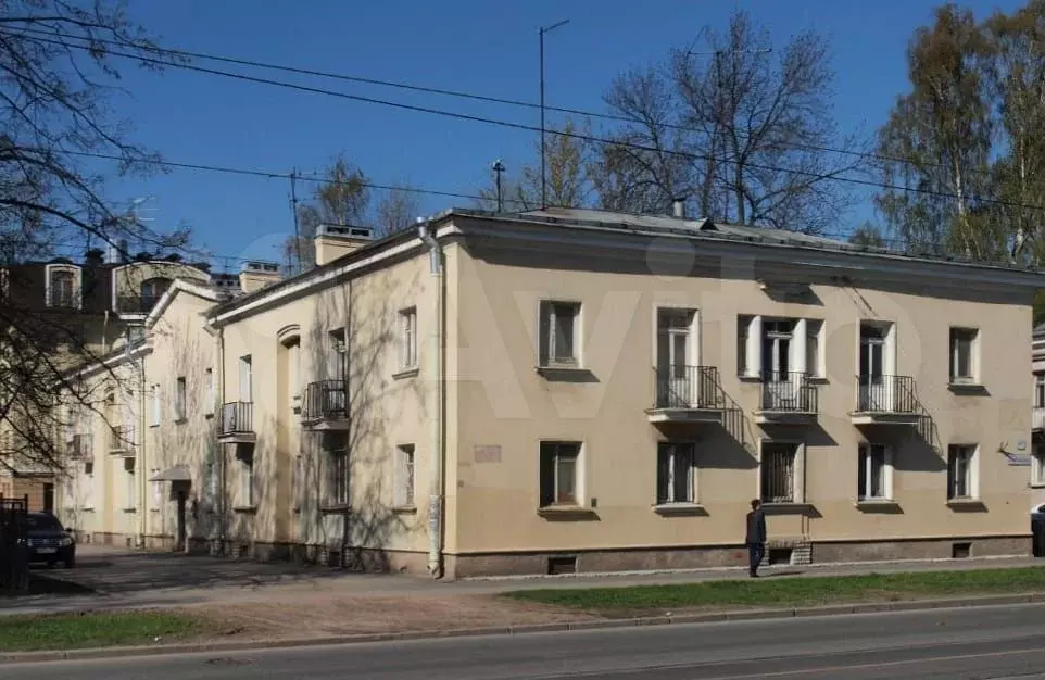 Комната 16,6 м в 7-к., 2/2 эт. - Фото 1