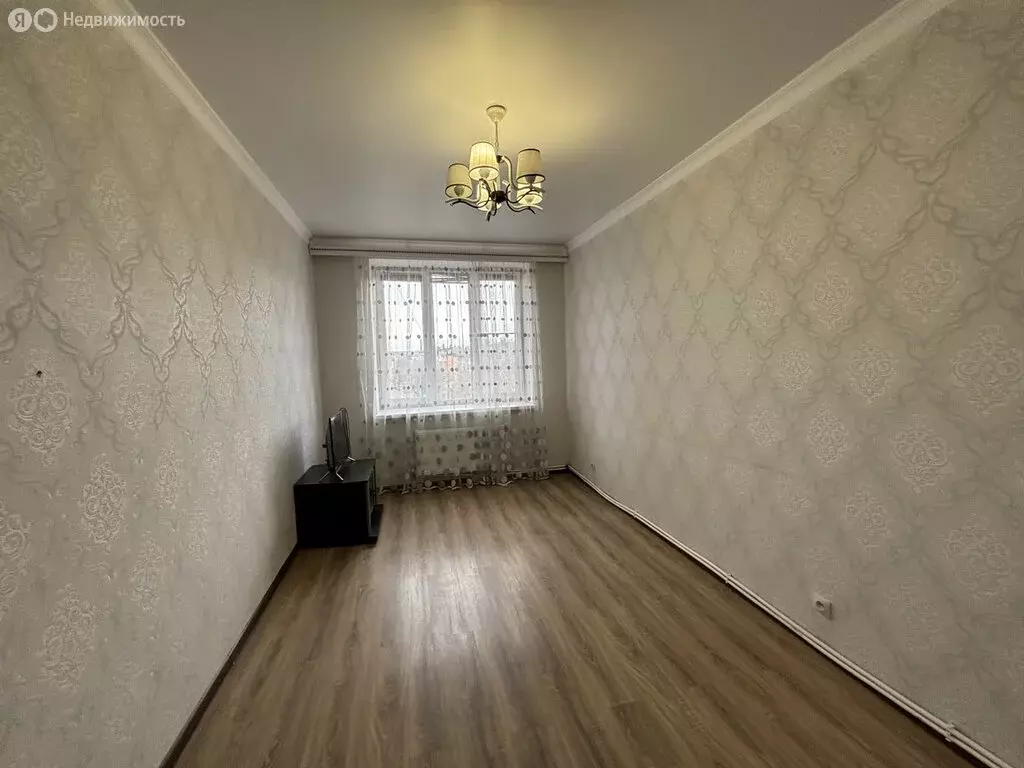 2-комнатная квартира: Владикавказ, улица Стаханова, 2 (55 м) - Фото 1