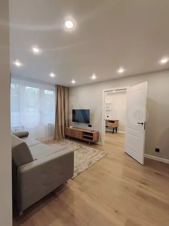 2-к. квартира, 447 м, 4/5 эт. - Фото 0